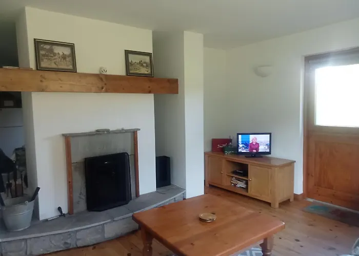 Kearneys Cottage, Dugort, Achill Island, County Mayo - 3 Bedroom Sleeps 6 度假居